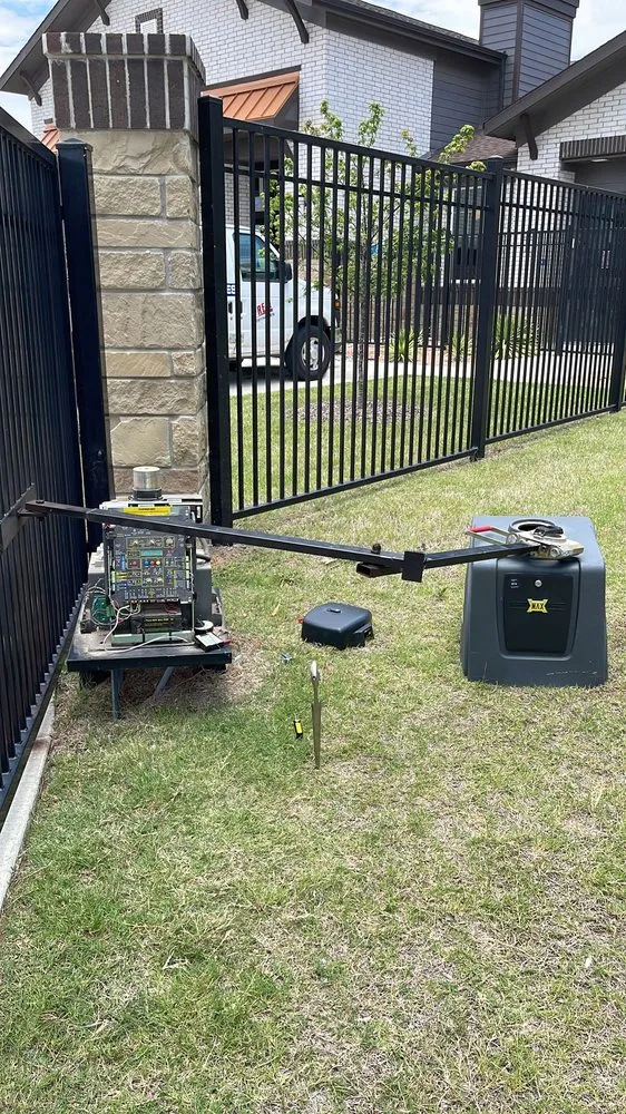 Trusted fence installation service in Richardson, TX - Gate Services