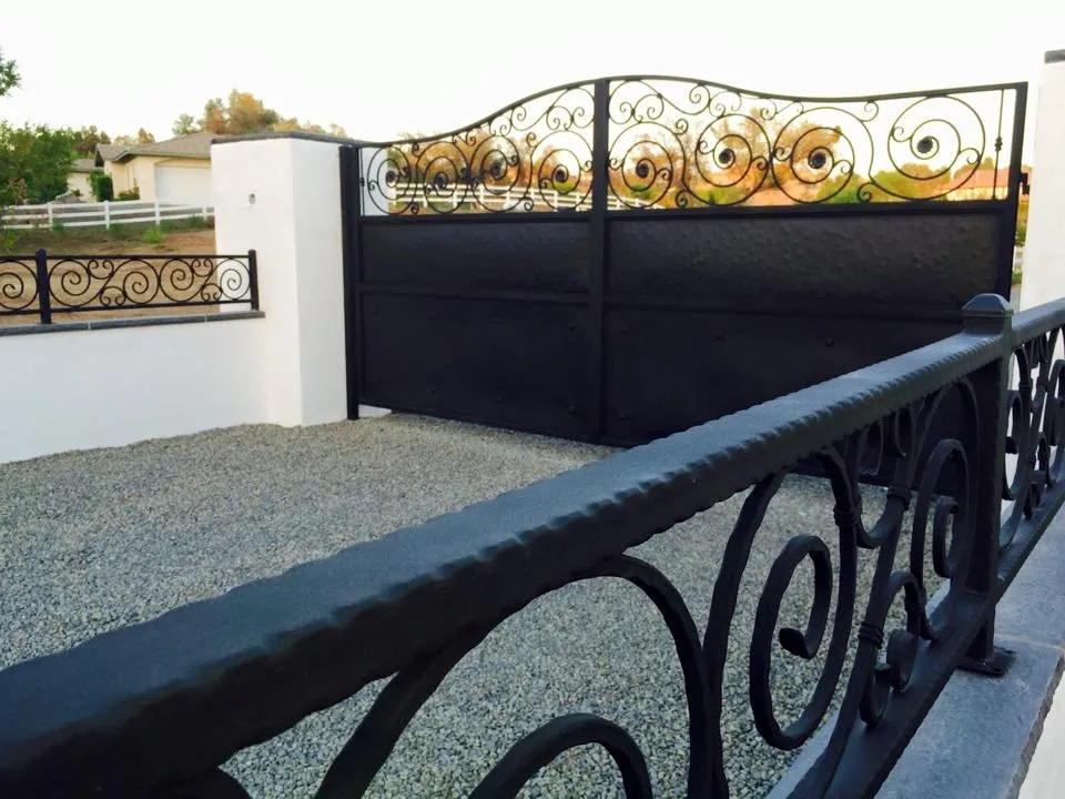 Expert privacy fencing service in Temecula, CA - Gate Tech