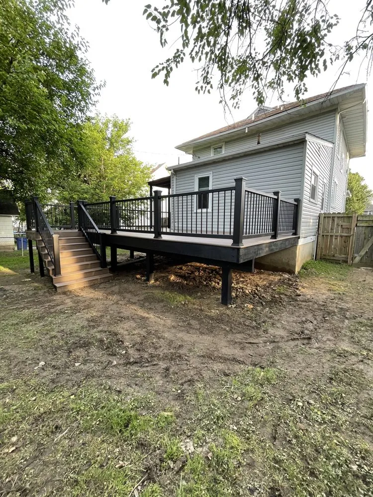 Affordable fence repair for homes in Lanham, MD by G&D Services