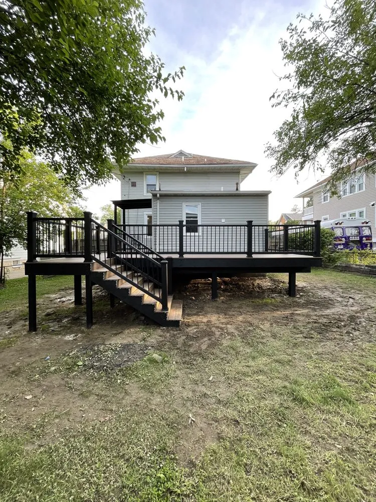 Professional fence repair experts serving Lanham, MD - G&D Services