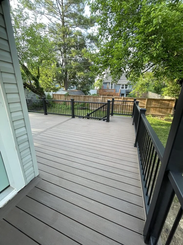 Affordable vinyl fence installation service in Lanham, MD - G&D Services