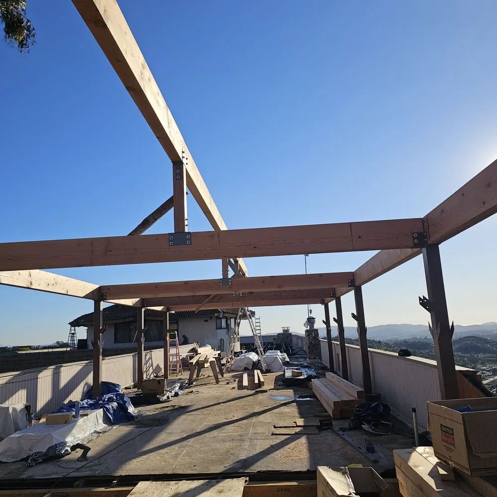 Expert vinyl fence installation for homes in Encinitas, CA by General Work