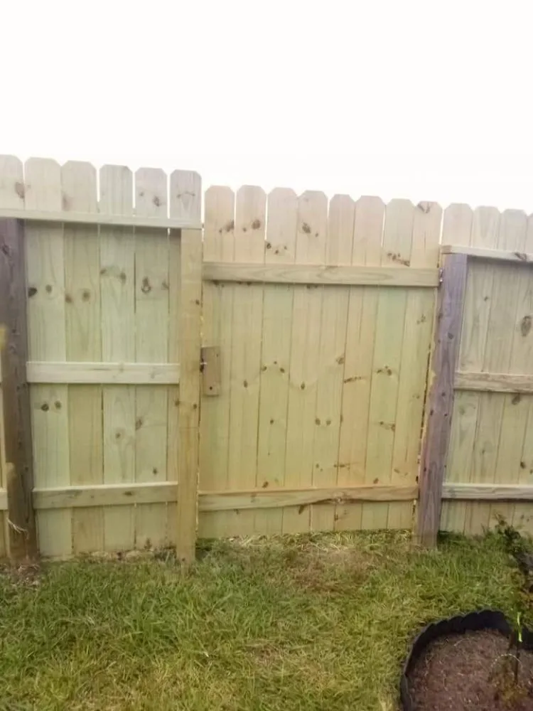 Reliable chain link fencing experts serving Alvin, TX - Git Er Done