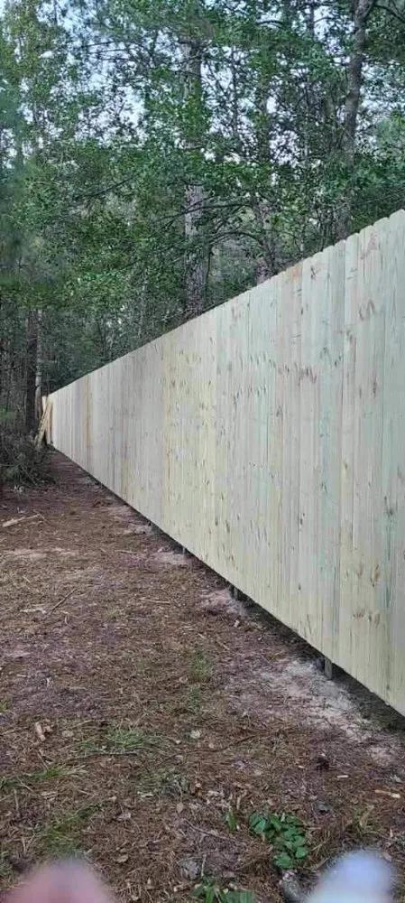 Quality chain link fencing experts serving Vidor, TX - Gladiator Deck & Fence