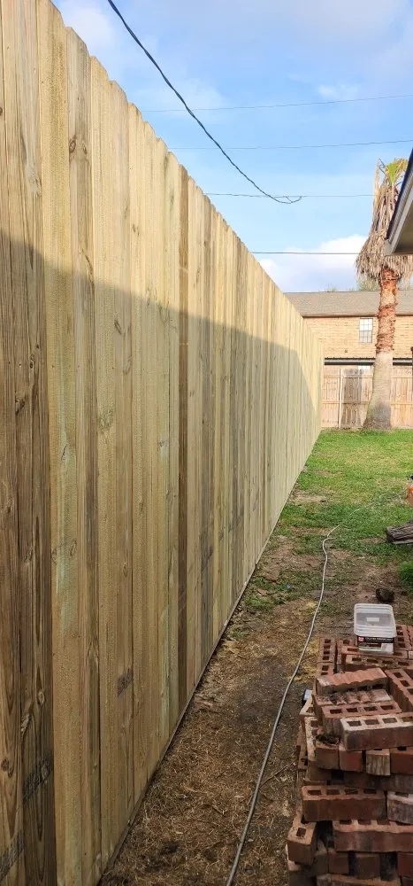 Local wood fence service for homes in Vidor, TX by Gladiator Deck & Fence