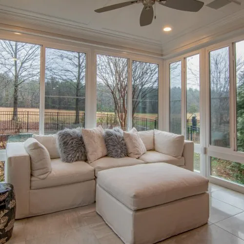 Local fence installation experts serving Smithfield, NC - Glasssnap