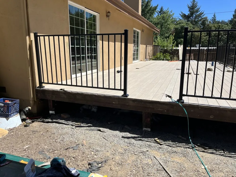 Quality wood fence service for homes in Pasadena, CA by Goodwin Construction