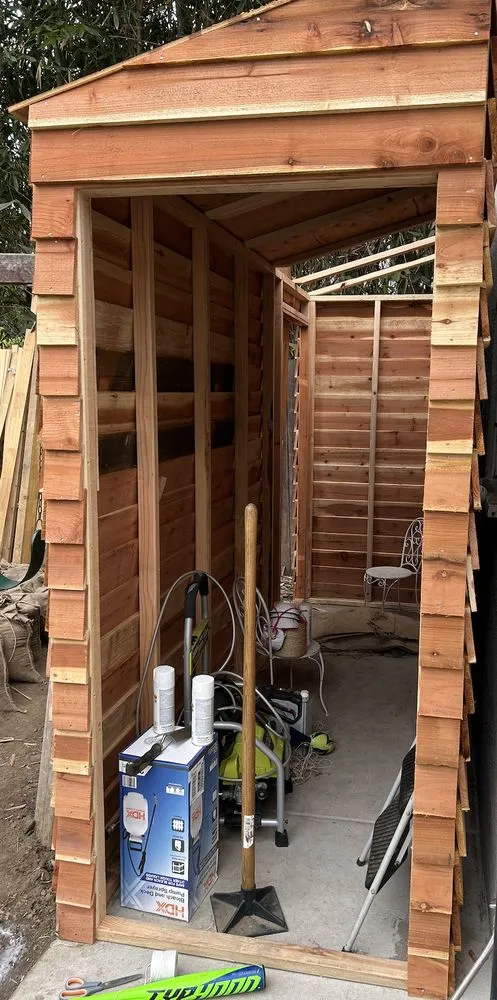 Expert wood fence service experts serving Pasadena, CA - Goodwin Construction