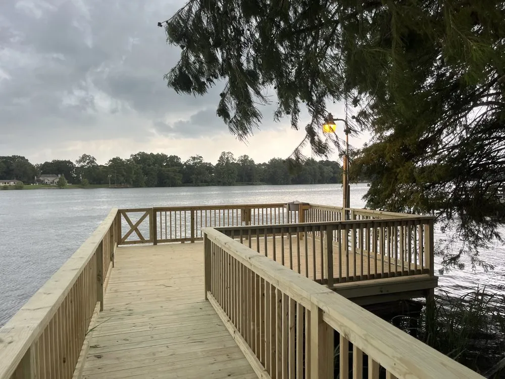 Top-rated privacy fencing for homes in Benton, AR by Gray Constructors