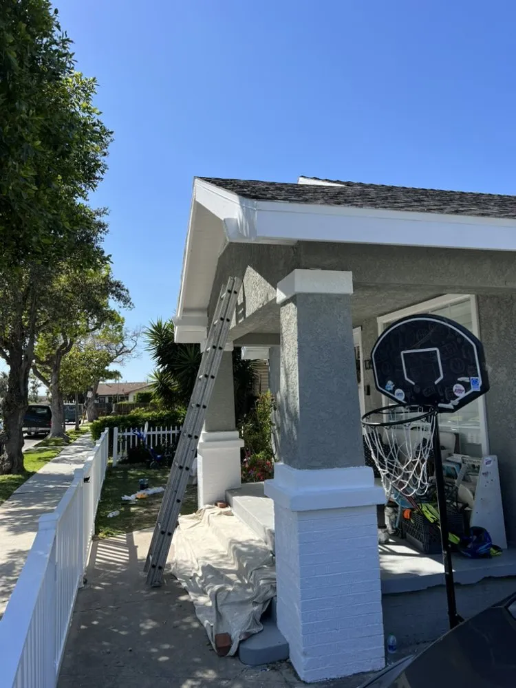 Reliable privacy fencing service in Compton, CA - Handyman Rivera