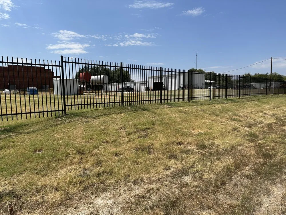 Trusted vinyl fence installation service in Abilene, TX - Harris & Sons