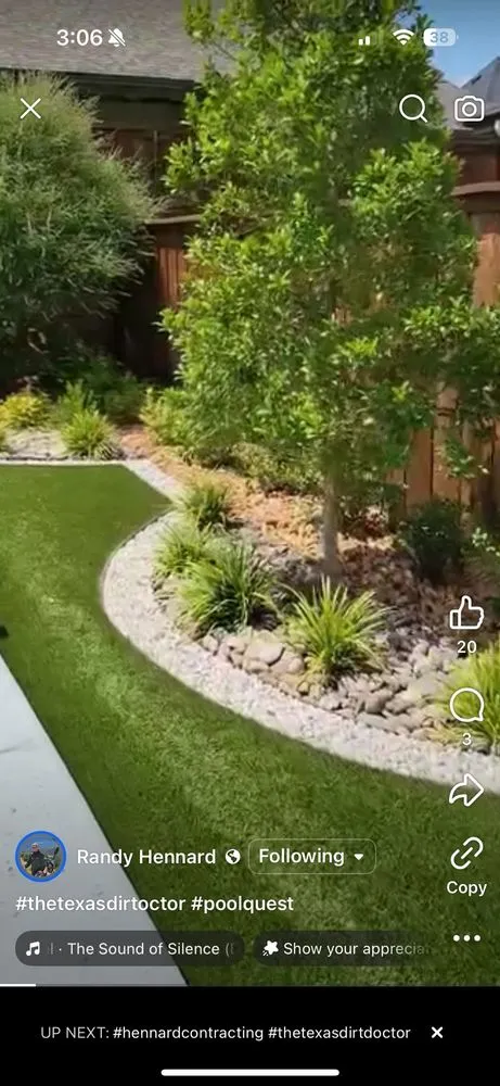 Affordable wood fence service for homes in Arlington, TX by Hennard Contracting