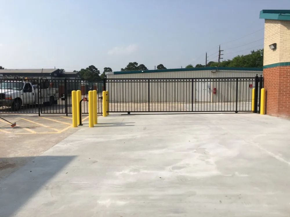 Affordable fence repair in Spring, TX by Hi Tech Access Controls