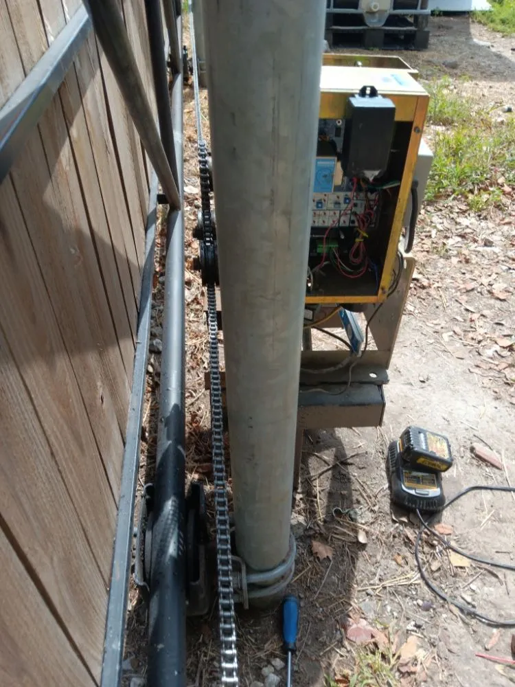 Trusted vinyl fence installation in Spring, TX by Hi Tech Access Controls