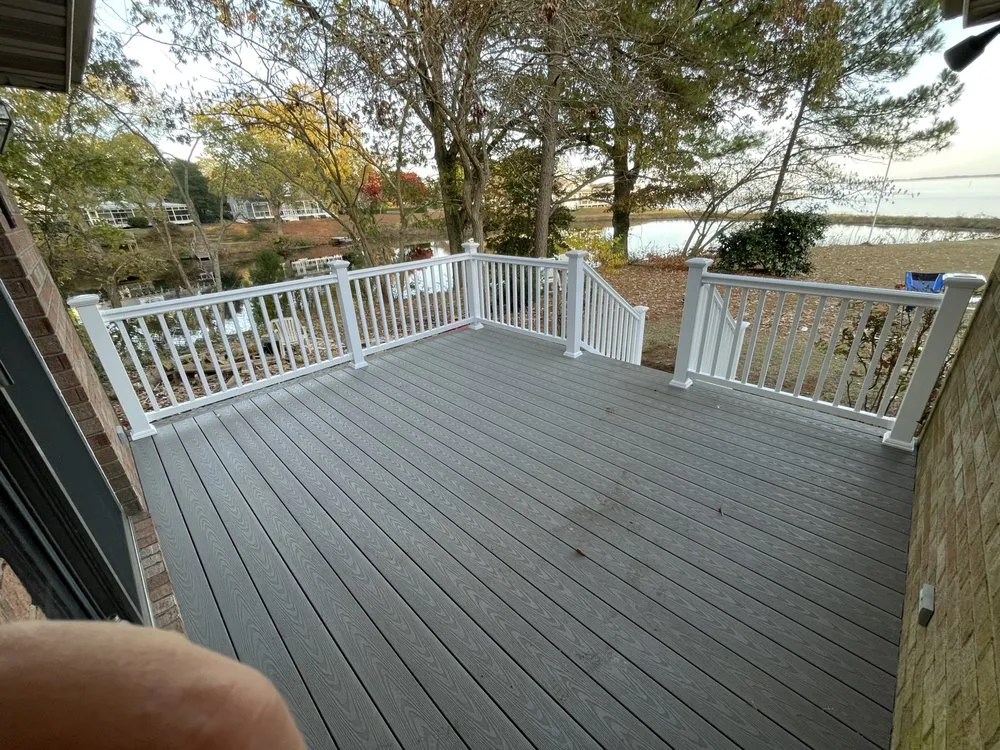 Professional privacy fencing experts serving Gloucester, VA - Hogge’s Carpentry