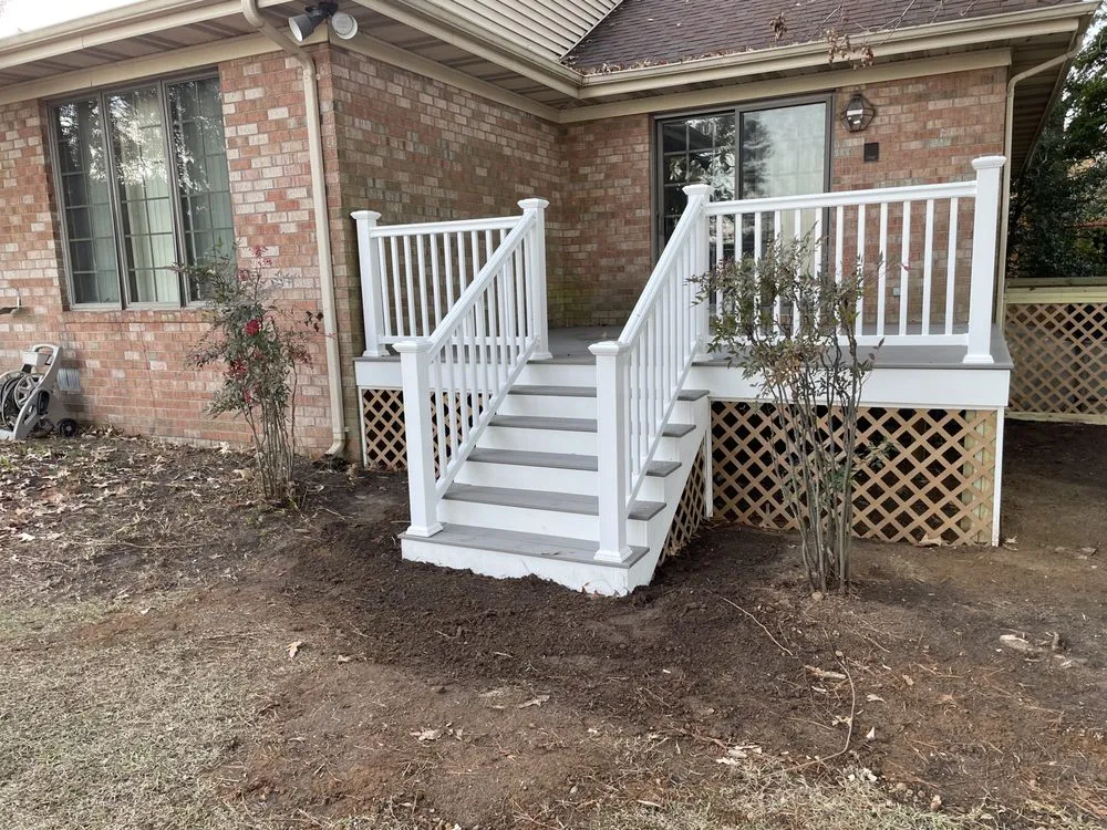 Reliable privacy fencing experts serving Gloucester, VA - Hogge’s Carpentry