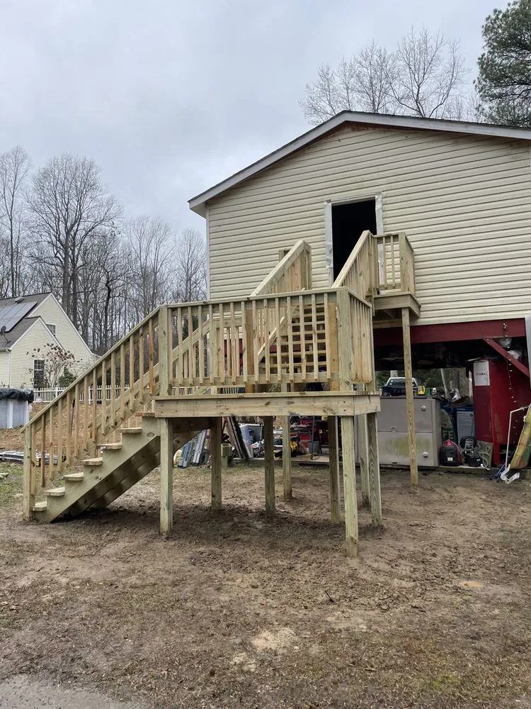 Quality privacy fencing service in Gloucester, VA - Hogge’s Carpentry