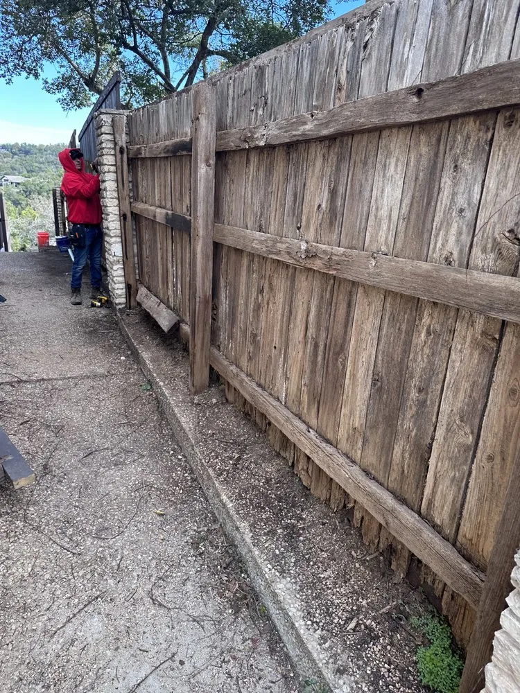 Local chain link fencing in Georgetown, TX by Honstein Services