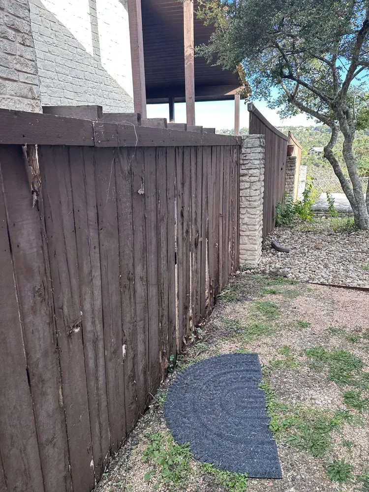 Top-rated fence repair for homes in Georgetown, TX by Honstein Services