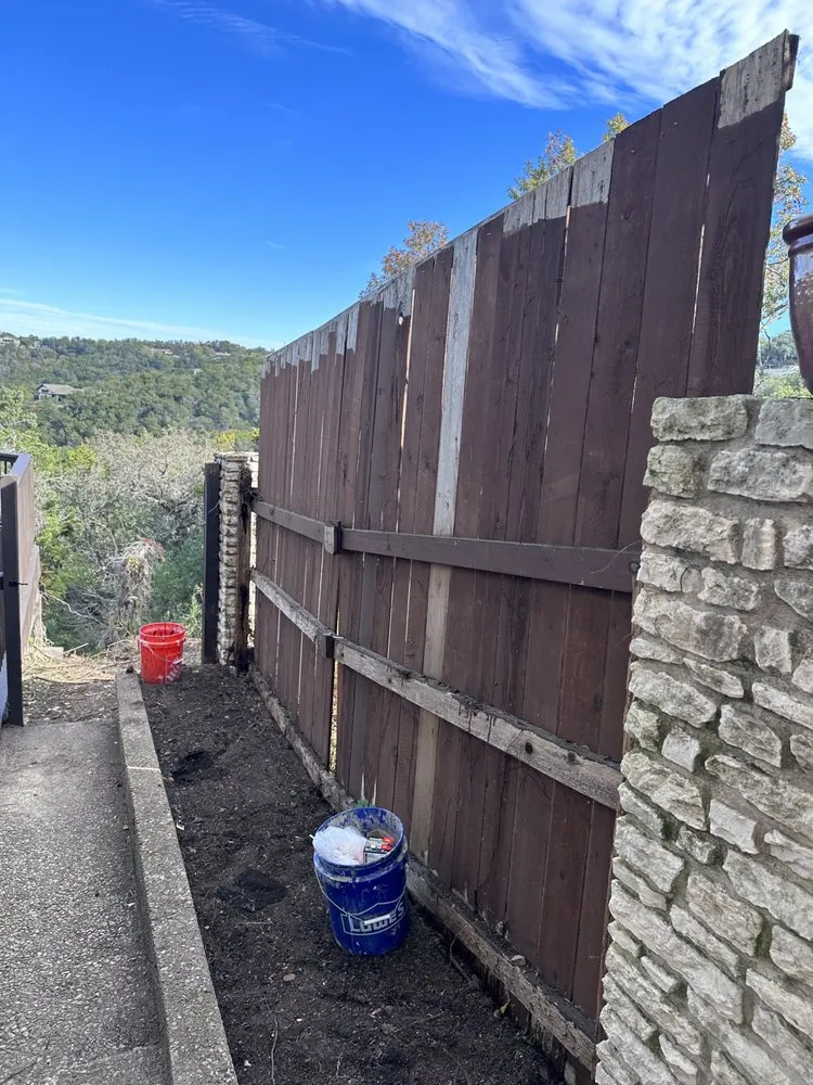 Trusted wood fence service service in Georgetown, TX - Honstein Services