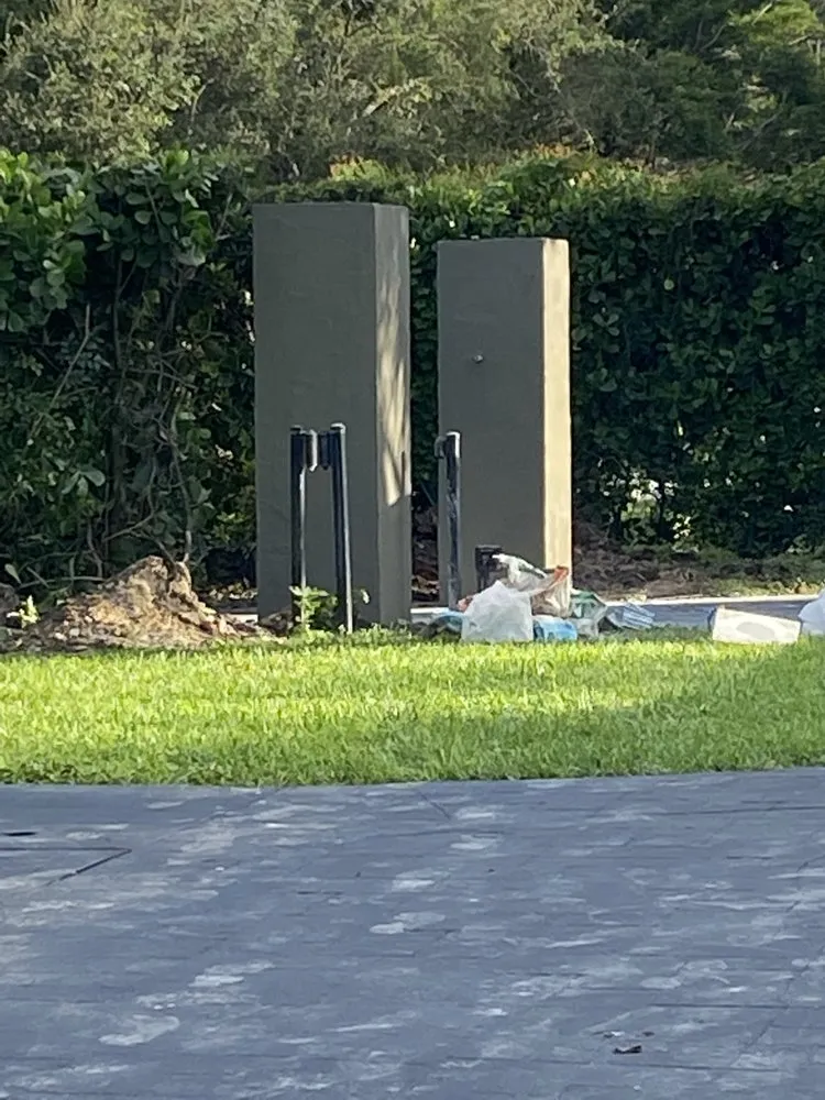 Local vinyl fence installation in Miami, FL by Horizon Structural Developers