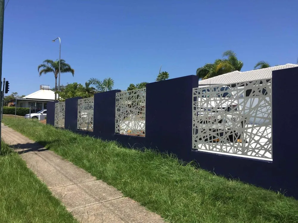 Quality vinyl fence installation service in Miami, FL - Horizon Structural Developers