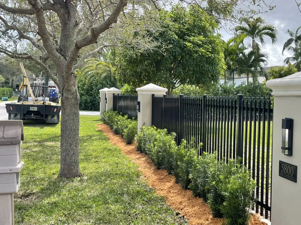Top-rated fence repair experts serving Miami, FL - Horizon Structural Developers