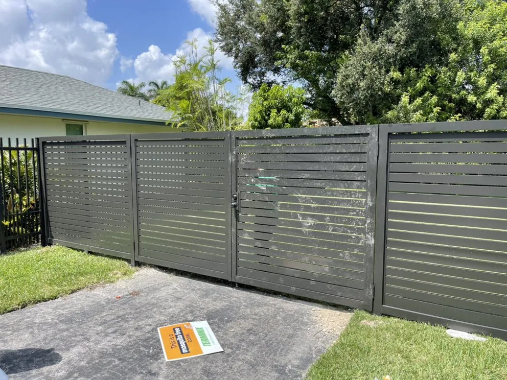 Professional fence installation for homes in Miami, FL by Horizon Structural Developers
