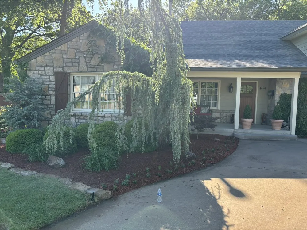 Professional privacy fencing service in Owasso, OK - Hydro Element