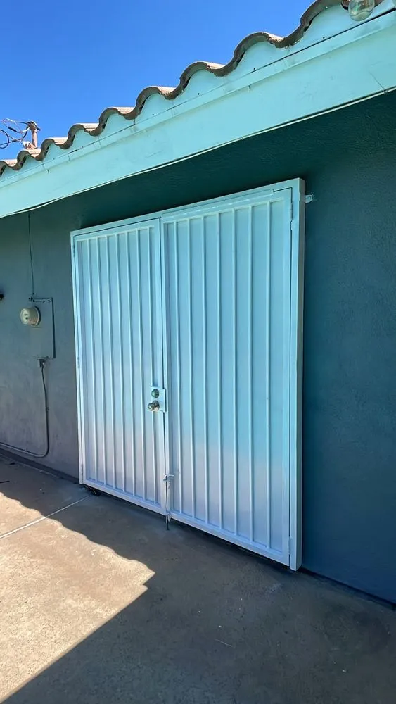 Professional wood fence service service in Colton, CA - Industrious Engineering