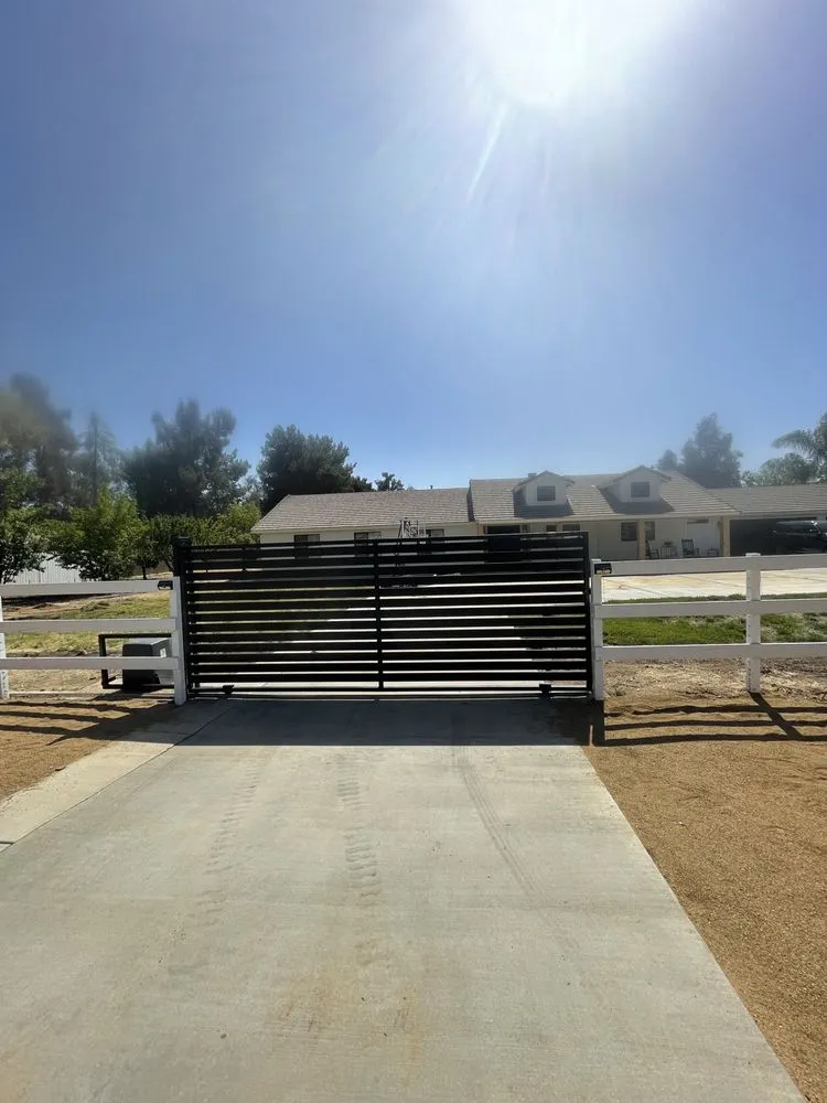 Reliable privacy fencing service in Colton, CA - Industrious Engineering
