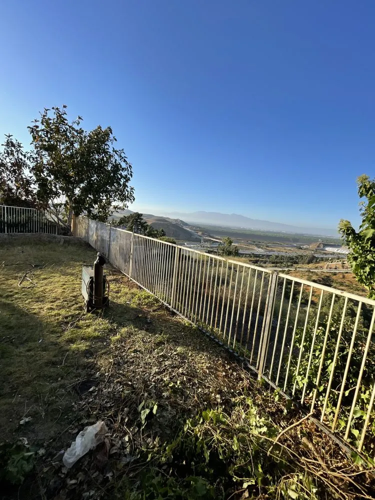 Expert chain link fencing for homes in Colton, CA by Industrious Engineering