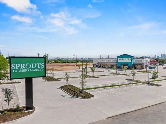 Infinity Landscape Contractor Logo