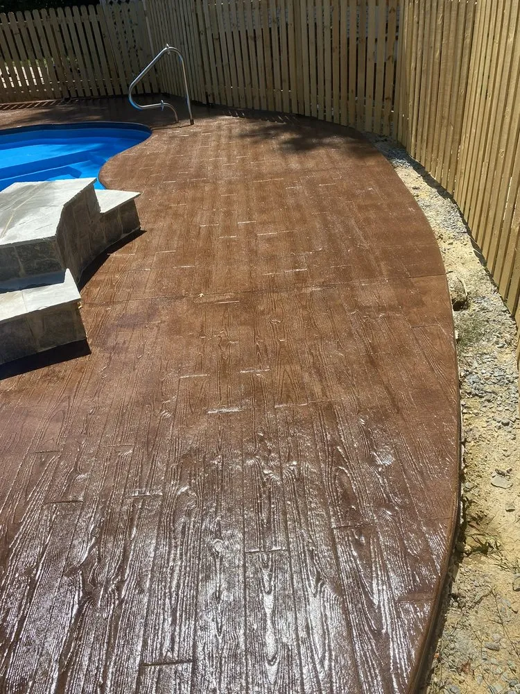 Quality fence installation experts serving Denver, NC - Infinity Pool Construction