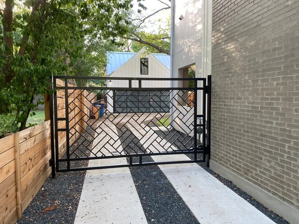 Top-rated chain link fencing experts serving Austin, TX - Integrity Automatic Gates