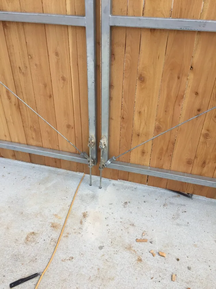 Top-rated fence repair service in Spring, TX - JAG Construction