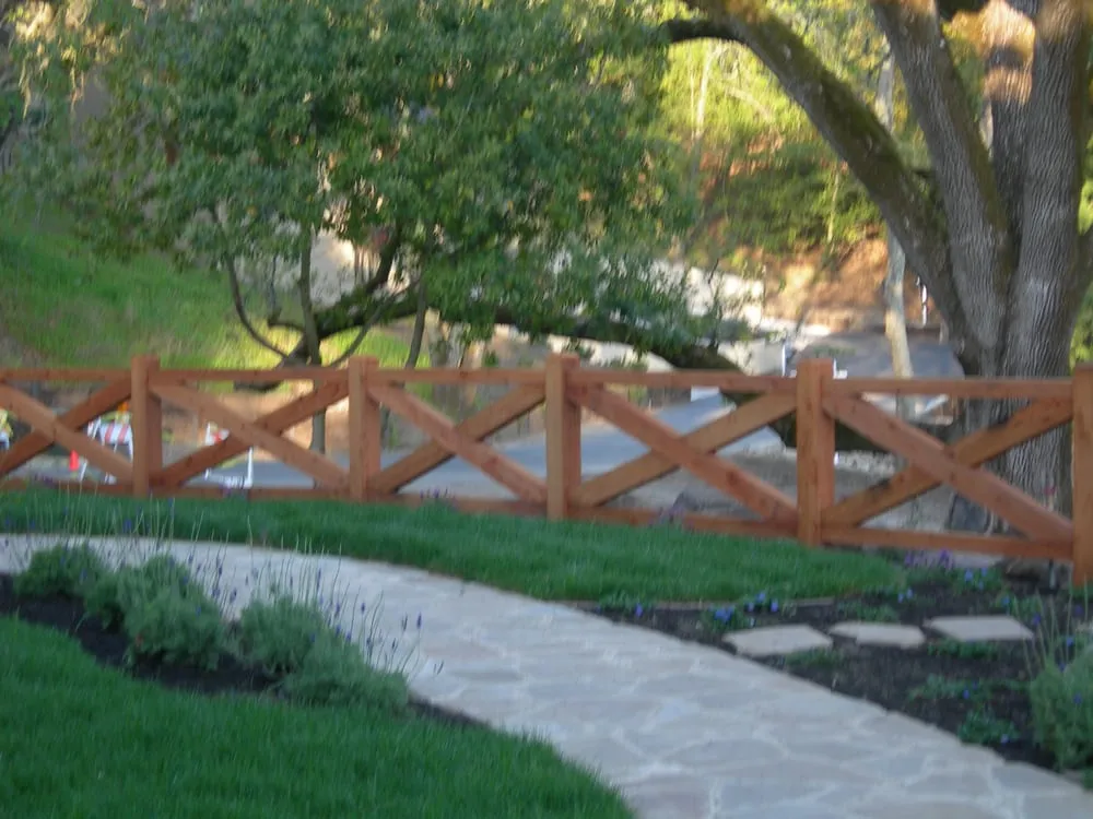 Local fence repair for homes in Martinez, CA by Java Fence