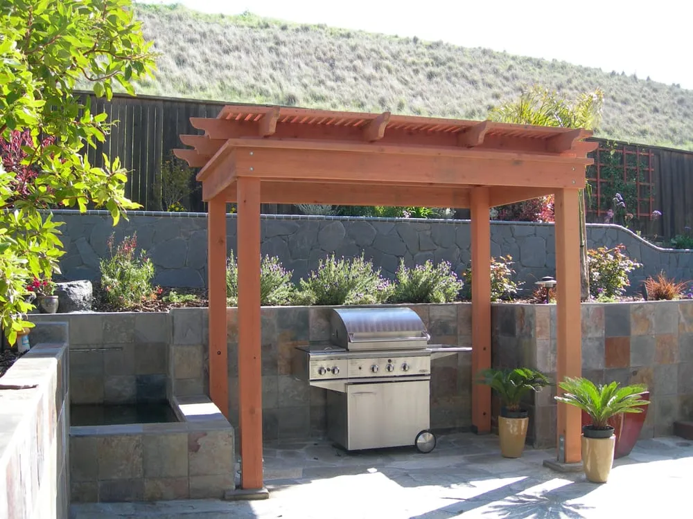 Local vinyl fence installation service in Martinez, CA - Java Fence