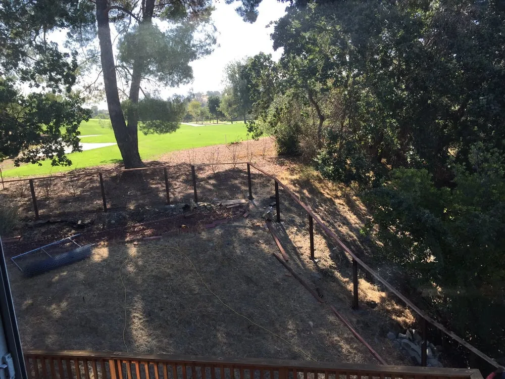 Local vinyl fence installation in Martinez, CA by Java Fence