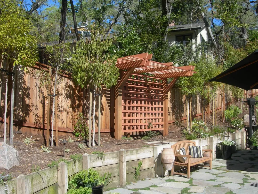 Local fence repair experts serving Martinez, CA - Java Fence
