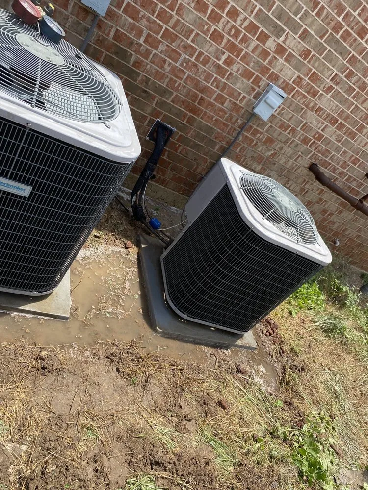 Affordable fence installation experts serving Springtown, TX - J&J Contracting