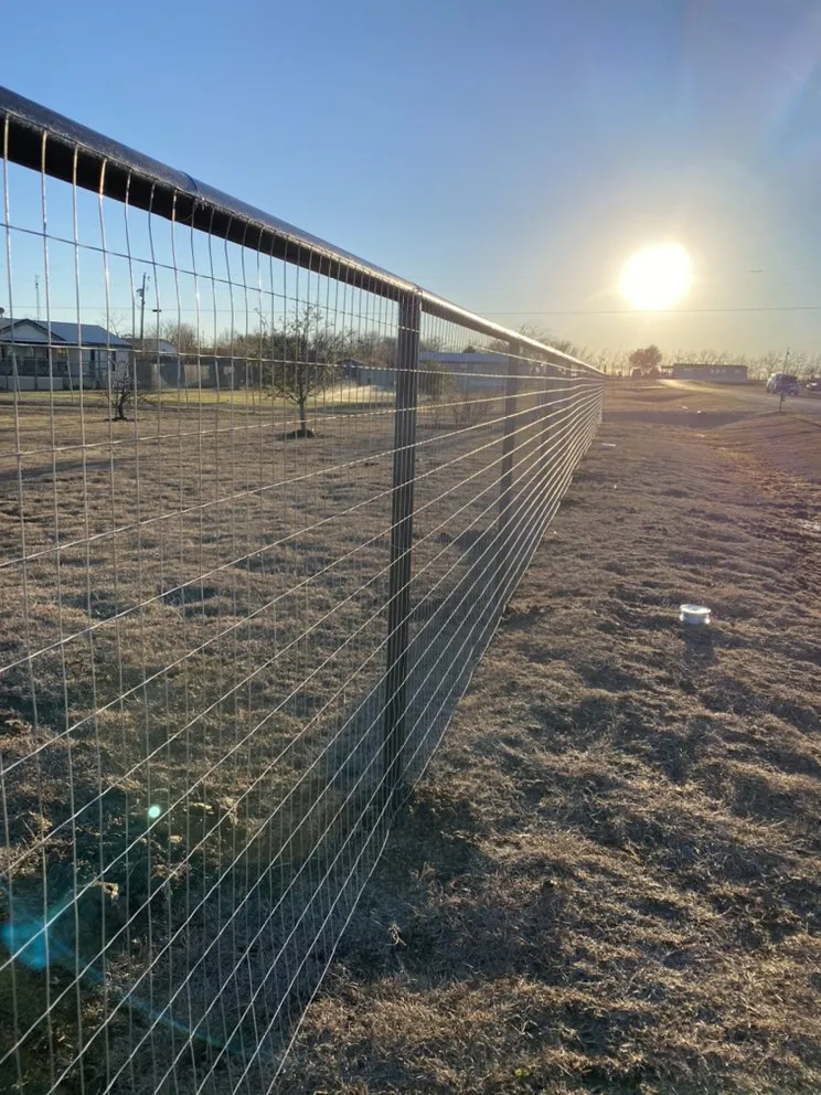 Reliable wood fence service service in Venus, TX - J&J’S Services