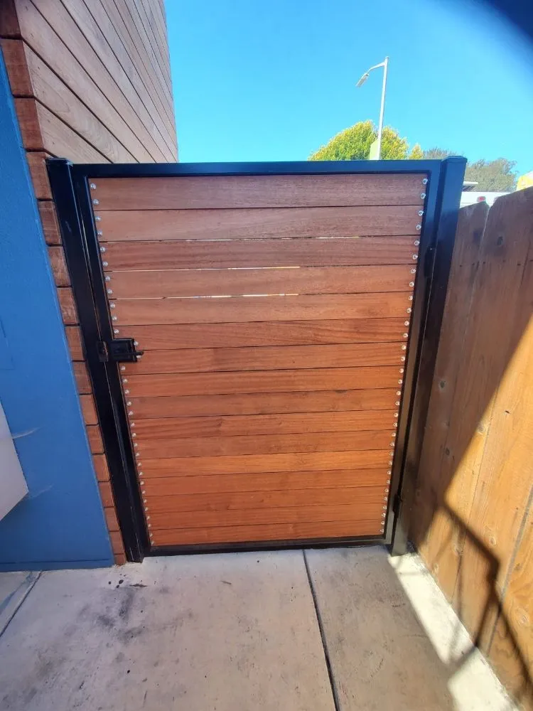 Expert privacy fencing in Berkeley, CA by JM Welding