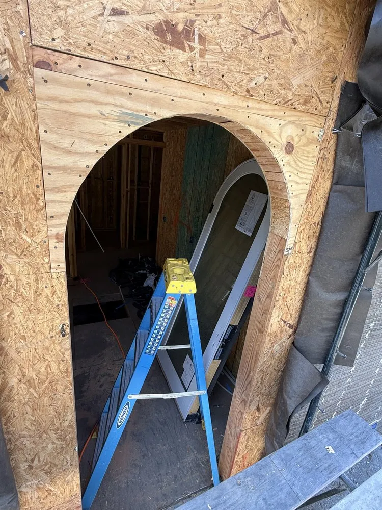 Reliable wood fence service experts serving Paramount, CA - Jonathan Framing