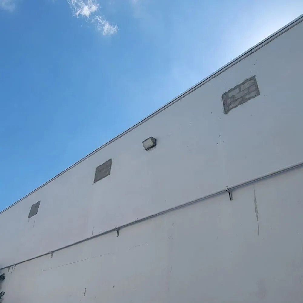 Local fence installation service in Miami, FL - Jonathan Multi Services