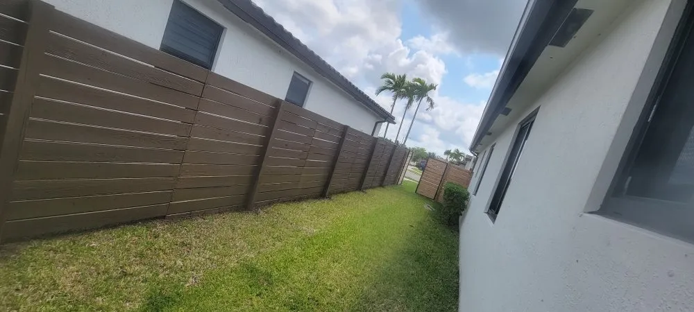 Top-rated vinyl fence installation for homes in Miami, FL by Jonathan Multi Services