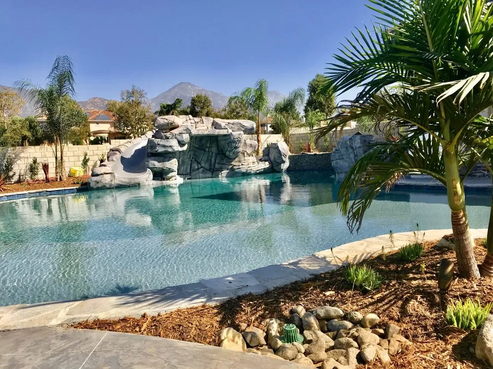 Reliable fence repair in Upland, CA by Jonescape