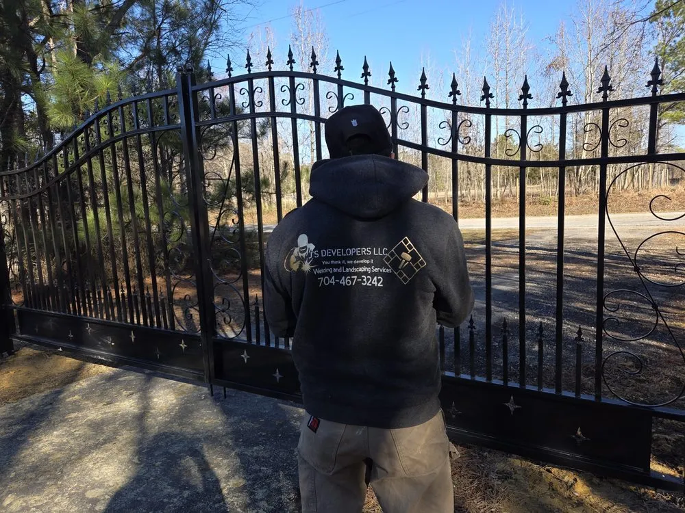 Local privacy fencing in Monroe, NC by J’S Developers