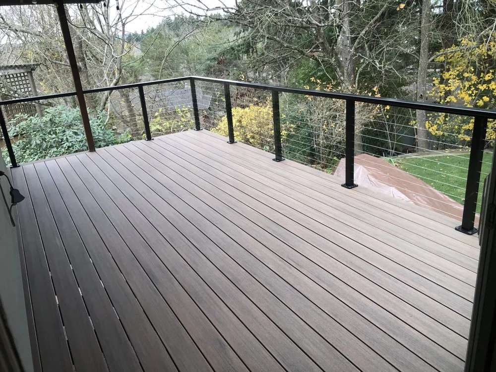 Trusted vinyl fence installation experts serving Aloha, OR - JTR Construction