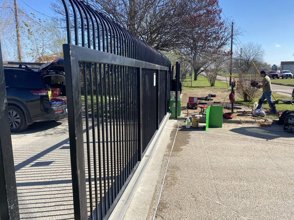 Professional fence installation service in Austin, TX - Knowitall Access & Integration